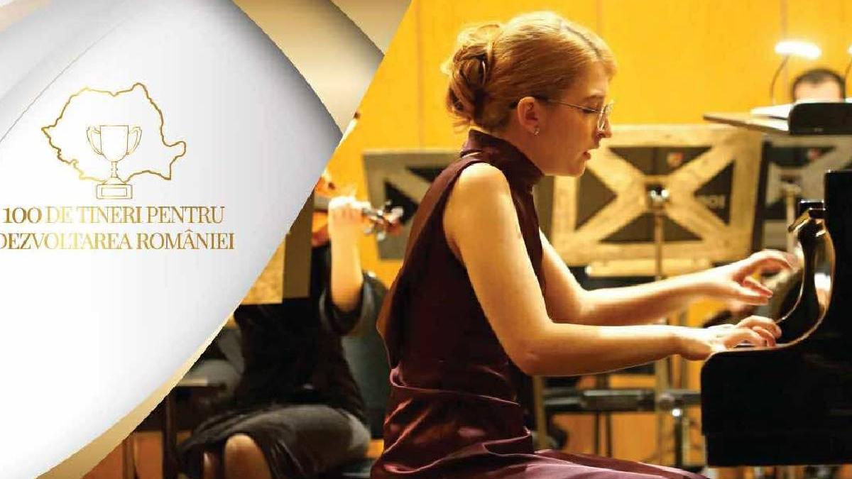 O romanca de 17 ani premiata la Paris