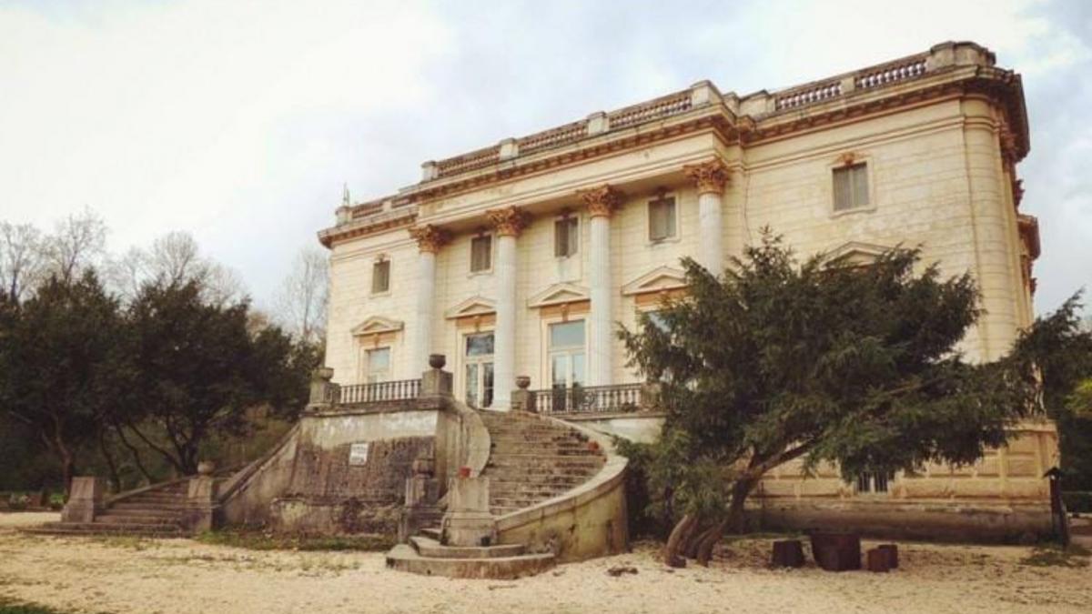 Castelul de la Capalnash se vinde cu 800000 de euro