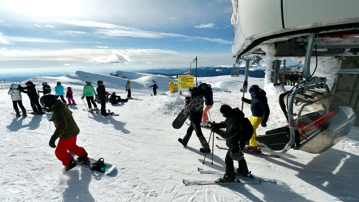 Aglomeratie pe partii la Sinaia minus 25 grade
