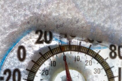 Ger extrem in Romania 18 grade si ninsoare