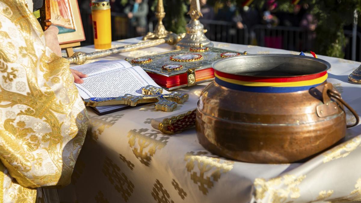 Program Boboteaza Constanta si Patriarhia Bucuresti
