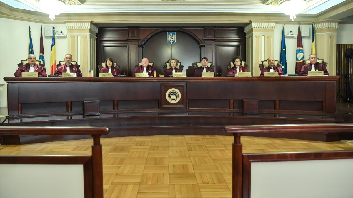 zi decisiva pentru CCR curtea de apel va stabili daca doi judecatori vor fi suspendati decizia inainte de