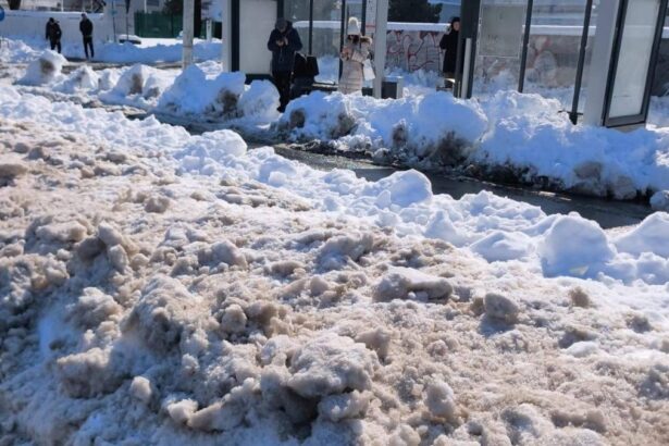 Ciprian Ciucu a anuntat amenzi de 85000 de euro pentru deszapezirea ineficienta din Bucuresti