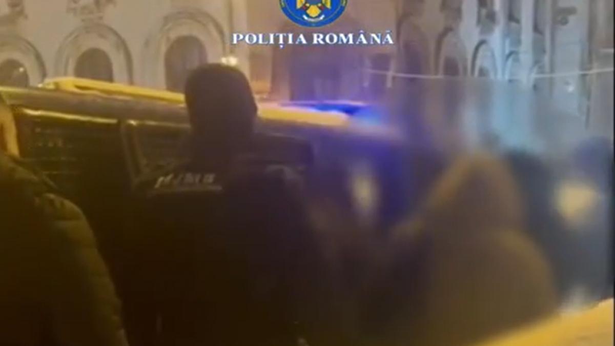 Surse Vaduva lui Gabriel Cotabita a fost retinuta intr un caz de proxenetism Reeaua era