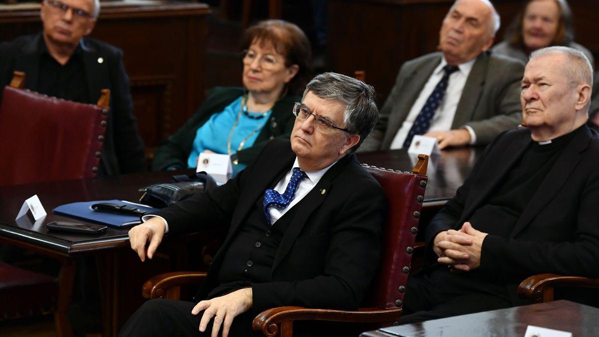 Academicianul Mircea Dumitru nu a colaborat cu Securitatea Recursul CNSAS a fost respins definitiv