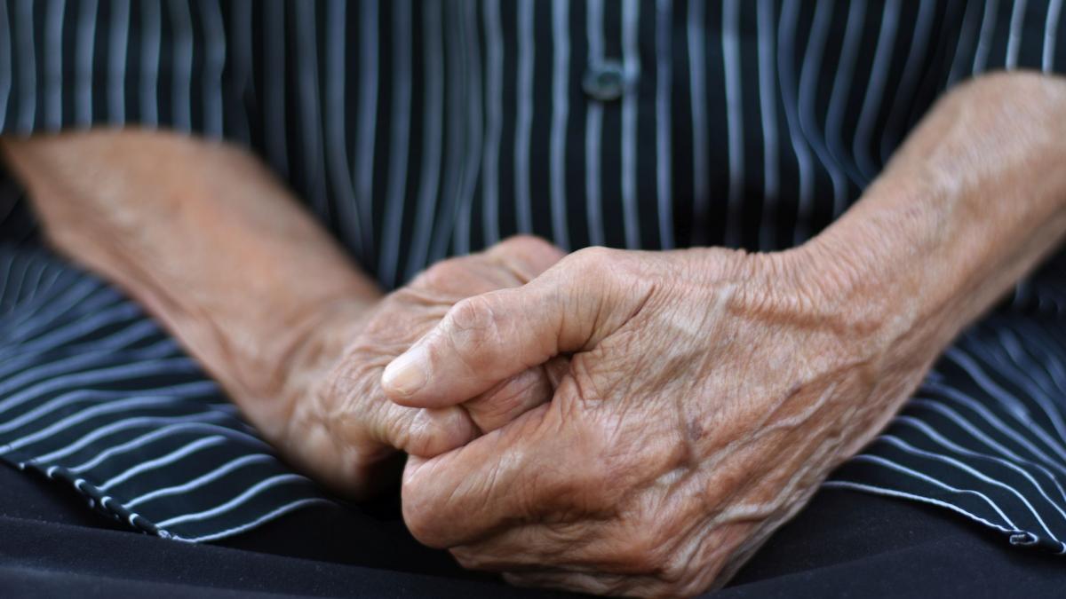 Ajutoarele speciale pentru pensionari sunt suspendate din cauza contestatiei AUR referitoare la bugetul de la CCR Cand se