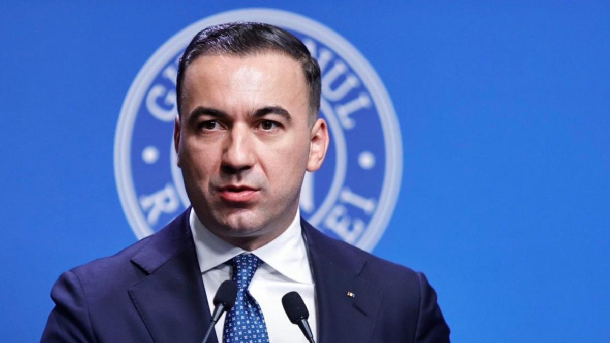 Bogdan Ivan explica modalitatile prin care ar putea scadea pretul la pompa numai din doua surse direct conectate