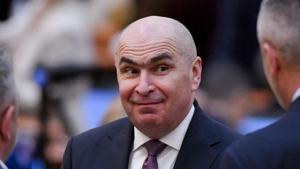 Bolojan ii asigura pe oamenii de afaceri ca impozitele nu vor mai creste vom cauta sa ramanem