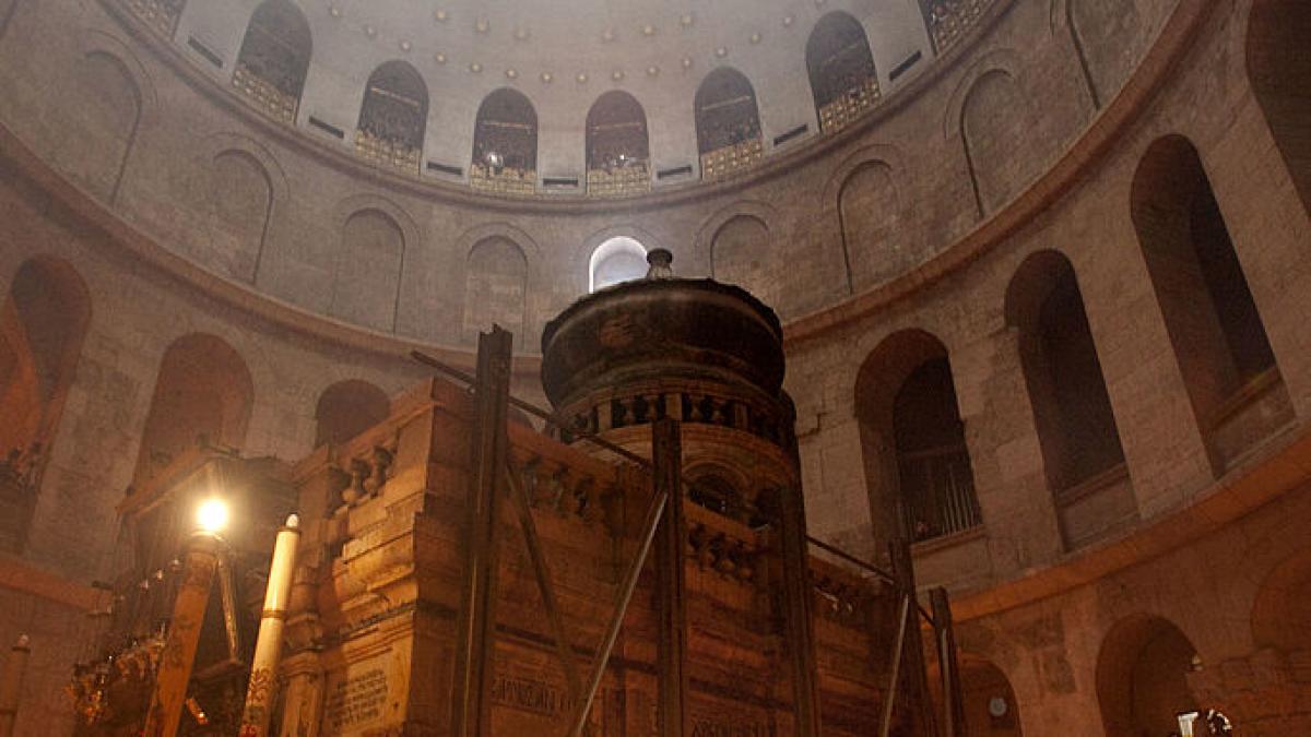 Cum va fi adusa Lumina Sfanta de la Ierusalim in Romania de Paste in conditii de conflict cu Iranul