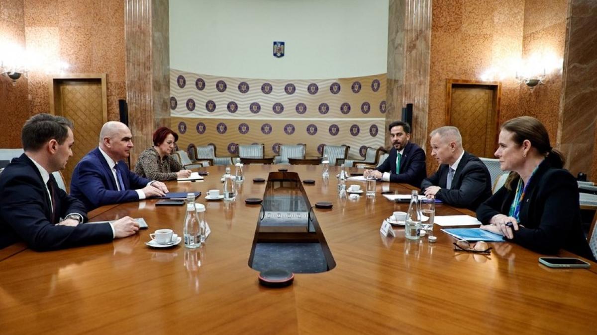 Directorul OMV l a informat pe Bolojan despre criza pe care o poate provoca conflictul din Orient