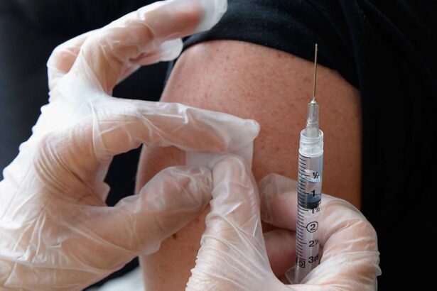 Epidemia de meningita din Marea Britanie readuce in discutie subiectul vaccinarii Cine poate