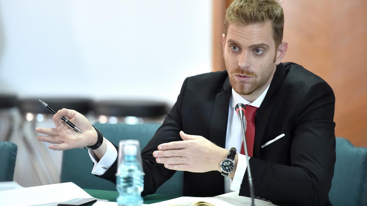 Ilan Laufer a fost sancionat cu o amend de aproape 2500 de lei dup accidentul n care a fost implicat n timp ce se afla cu
