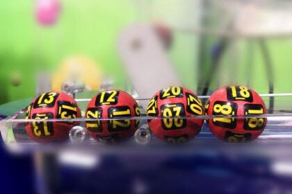 Loto 649 de duminica 15 martie Reportul la Joker categorii I a depasit 1140 milioane de euro