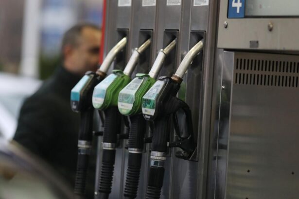 Nazare vrea sa pastreze compensatiile pentru motorina destinata transportatorilor Bugetul este mai mare de 650 de