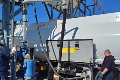 Nereguli la depozitele de petrol din judetele Bacau Alba si Prahova Garda de Mediu Exista riscuri