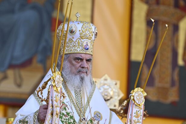Patriarhul Daniel cere donatii de la credinciosi pentru pictarea Catedralei Nationale O dovada de respect