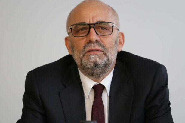 Primarul Sucevei a fost suspendat din PSD pentru 6 luni Soldan A angajat in Primarie doar membri PNL