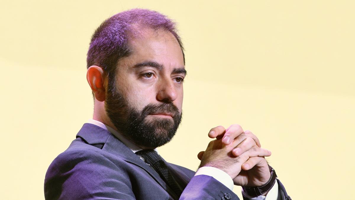 Radu Burnete Romania trebuie sa isi infiinteze un fond pentru perioadele dificile Nu stii niciodata de unde