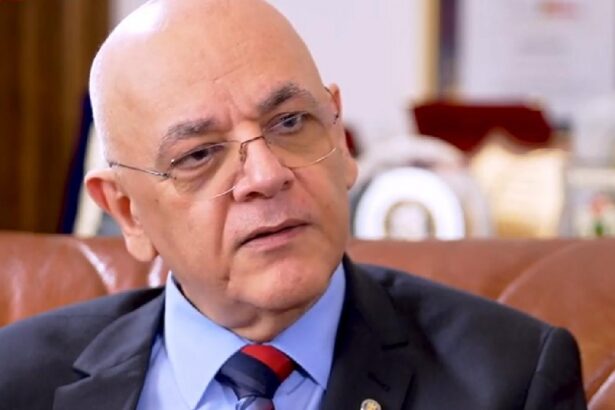 Raed Arafat Romania analizeaza noi solutii de adapost pentru populatie Parcarile subterane ar putea fi folosite