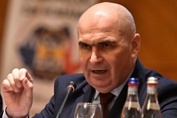 Reactie ferma din partea PNL dupa amenintarile PSD Preferas asume simultan rolul de partid de