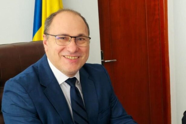 Romania are un nou ministru al Educatiei dupa doua luni Nicusor Dan a semnat decretul de numire a