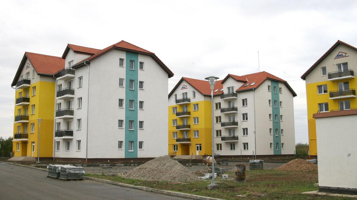 Se schimba legea ANL Cum vor putea fi inchiriate apartamentele construite de stat