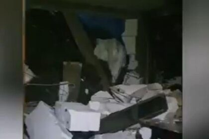 Situatie de urgenta in Slatina Mai multe case au fost distruse de o alunecare de teren 25 de persoane au