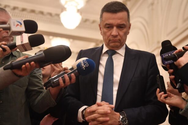 Sorin Grindeanu avertizeaza despre posibilitatea alegerilor anticipate daca PNL alege sa se retraga de la guvernare sambata