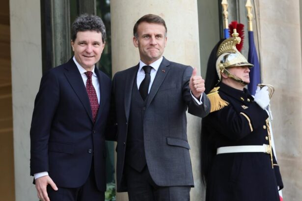 Surse Romania analizeaza de mult timp propunerea lui Macron de a se integrra sub umbrela nucleara a