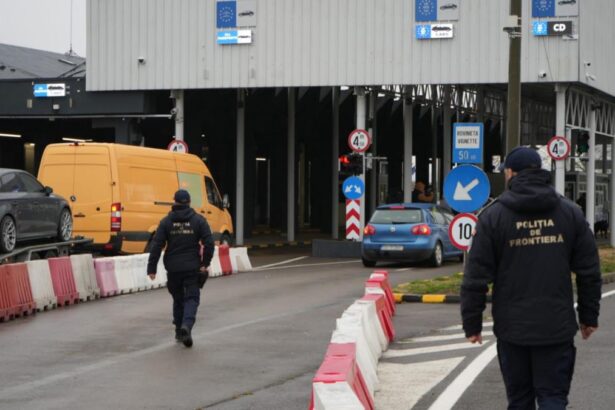 Traficul la punctele de trecere a frontierei din Romania ar putea fi influencat luni Aplicatia