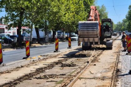 Tramvaiul 55 isi suspende circulatia incepand de sambata TPBI modifica traseul liniei 97 si infiinteaza