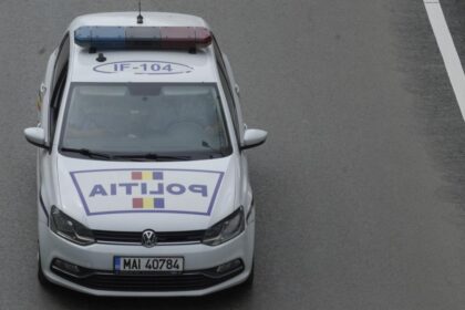 Un sofer cu permisul suspendat a fost oprit mergand cu 204 km h pe o autostrada din Romania Ce a urmat