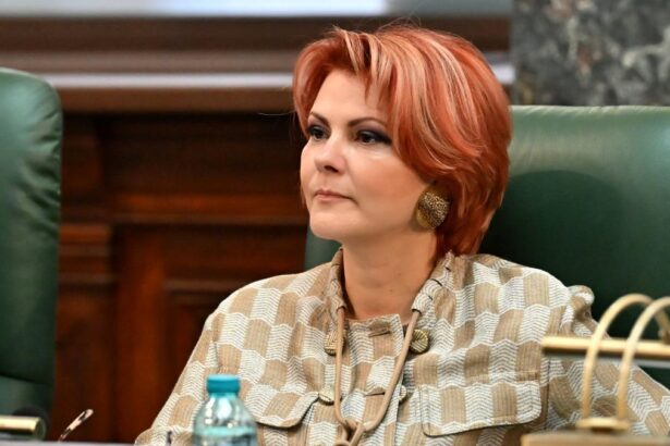 raspunsul liei olgutei vasilescu catre mama lui bolojan daca tot este atat de bun macelaria lui