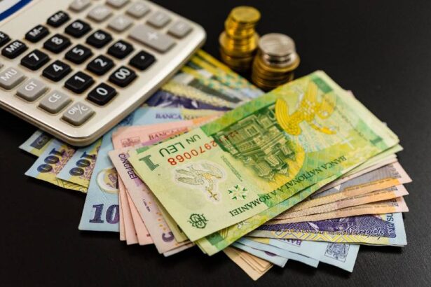 salariul mediu din romania a registrat o scadere in prima luna din 2026 fata de decembrie 2025 ins a