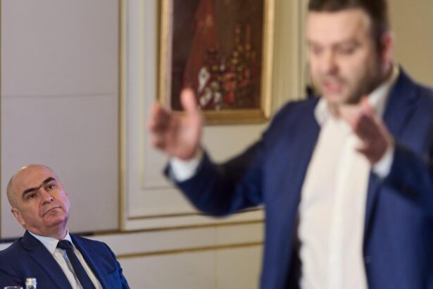 scandal urias in coalitie ciucu daca nu alocati fondurile guvernul va cadea in bucuresti kelemen