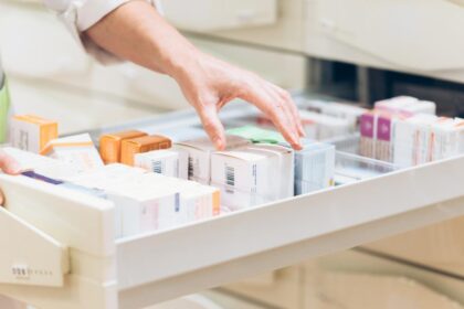 stocurile de medicamente sunt suficiente pentru doua luni anunta primer nu se recomand a formarea de