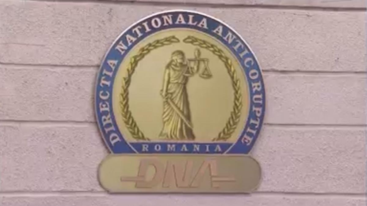 surse fostul sef de cabinet al lui grindeanu investigat de dna intr un caz de coruptie perchezitii la