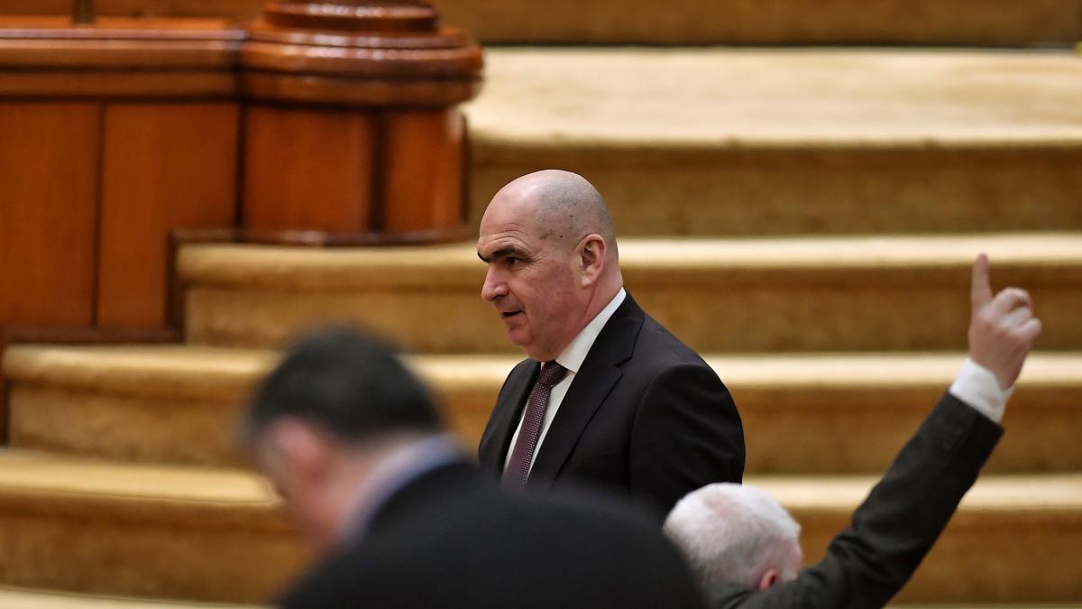 Bolojan Romania are peste 1500 de companii care au provocat pierderi la buget de aproximativ 14 miliarde