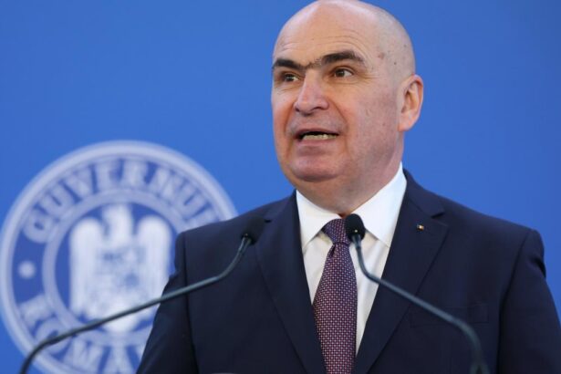 Bolojan ii ameninta pe directorii companiilor de stat din domeniul energiei Daca nu obtin rezultate trebuie