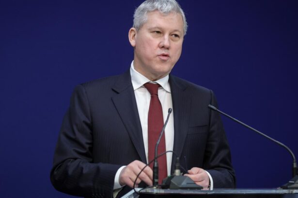 Catalin Predoiu cu ocazia zilei IGI Este crucial sa digitalizam si sa integram in anumite proceduri inteligenta artificiala