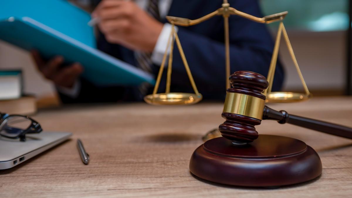 Curtea Suprema cere sanciuni pentru Guvern din cauza neachitrii salariilor restante ale