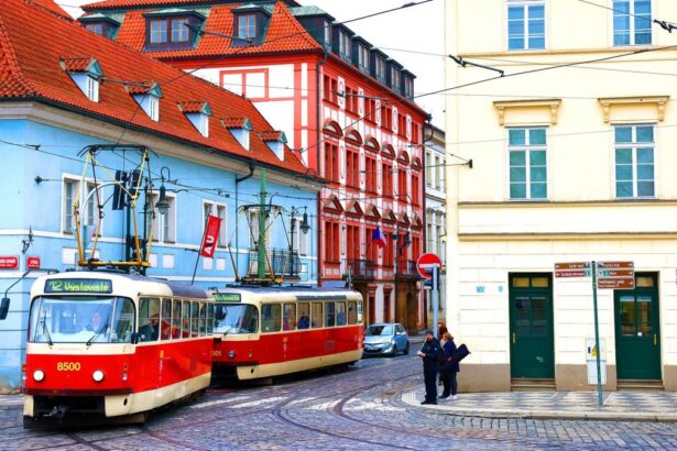 Elevi din Petrosani accidentati de un tramvai la Praga in timpul unor fotografii Unul este in
