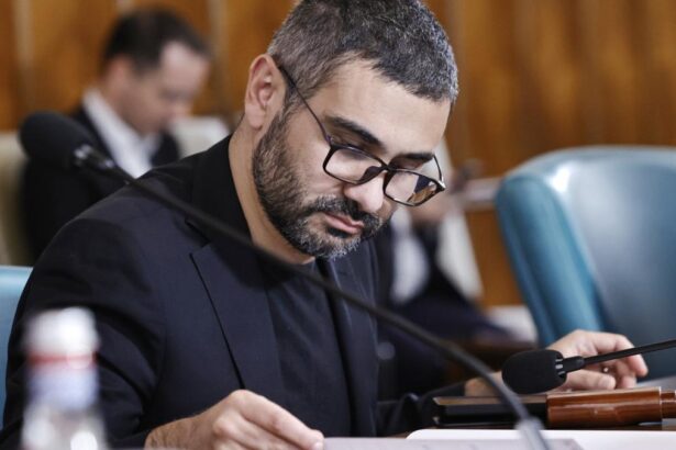 Florin Manole dupa ce 50000 de romani au ramas fara loc de munca in ultimul an este evident