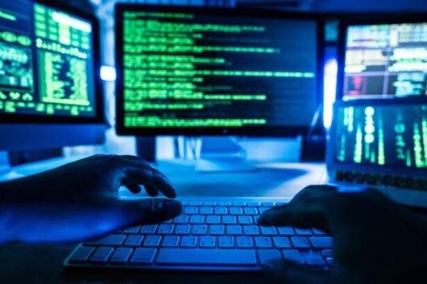 Hackerii rusi au compromis 67 de adrese de e mail ale MAPN inclusiv pe cea a Sefului Statului Major