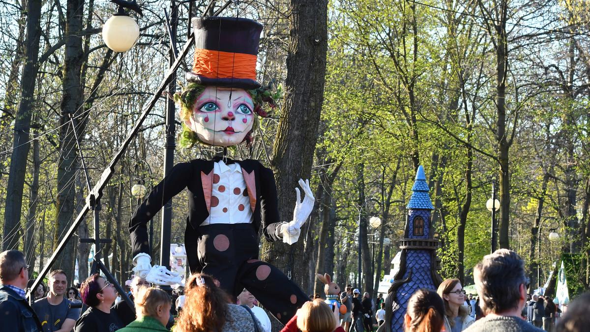 Imagini de poveste de la Targul Pascal din Craiova Estemai impresionant decat anul trecut