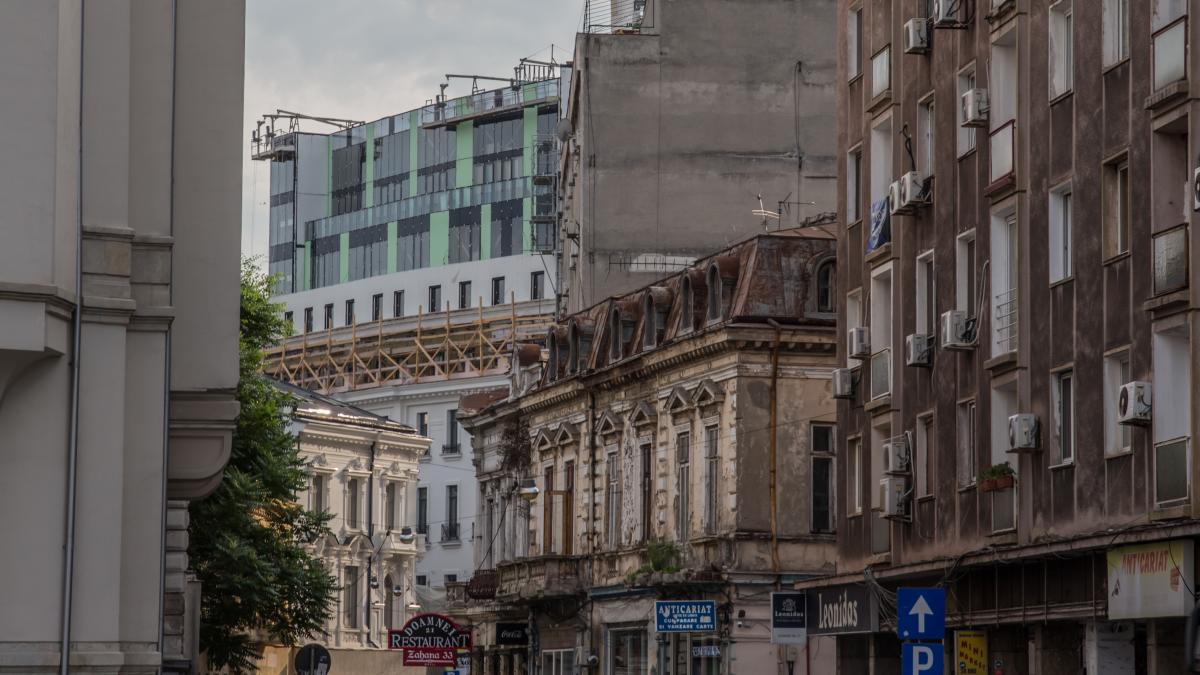 Lovitura pentru romanii care au ramas fara locuinte din cauza comunistilor Statul planueste sa le acorde despagubiri de