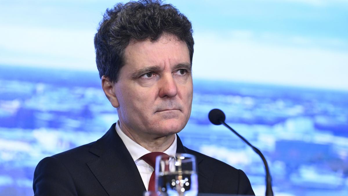 Nicisor Dan isi exprima neutralitatea in conflictul dintre PSD si Bolojan Totui el avertizeaza ca nu va numi un