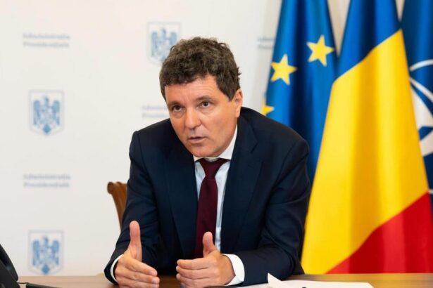 Nicuor Dan participa astazi la Summitul Initiativei celor Trei Mari in Croatia