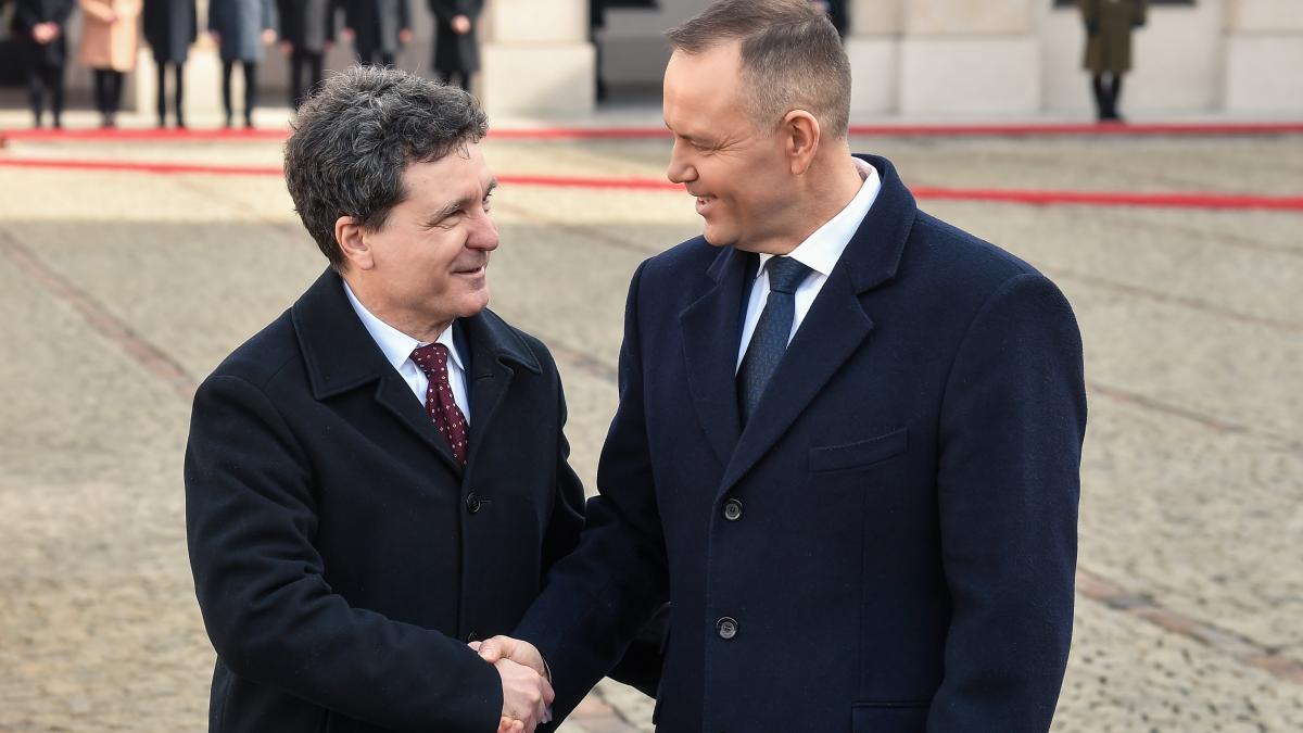 Nicuser Dan va organiza pe 13 mai la Cotroceni Summitul B9 si al Tarilor Nordice