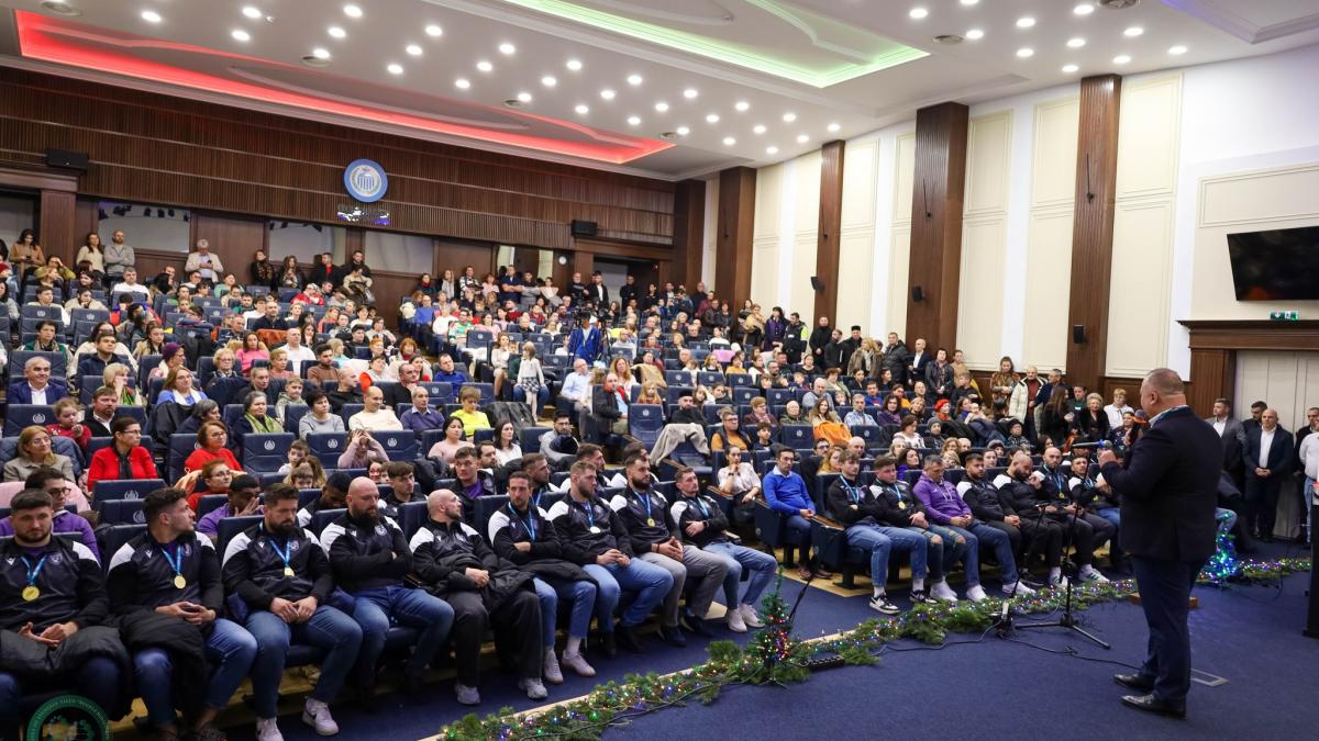 O universitate din Timisora isi propune sa aduca acasa copiii romanilor din diaspora pentru a studia in